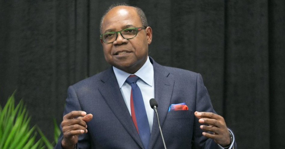 Minister of Tourism Edmund Bartlett