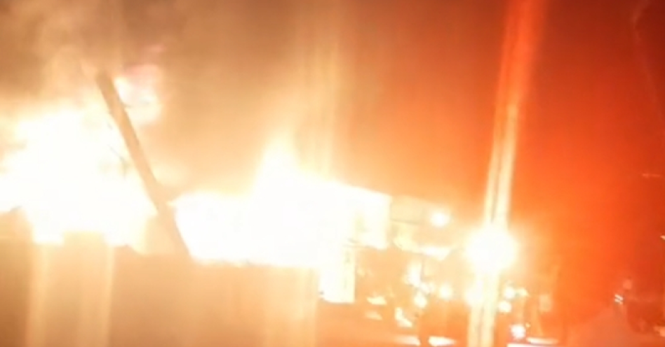 The entire Harbour Master Auto Supplies on fire