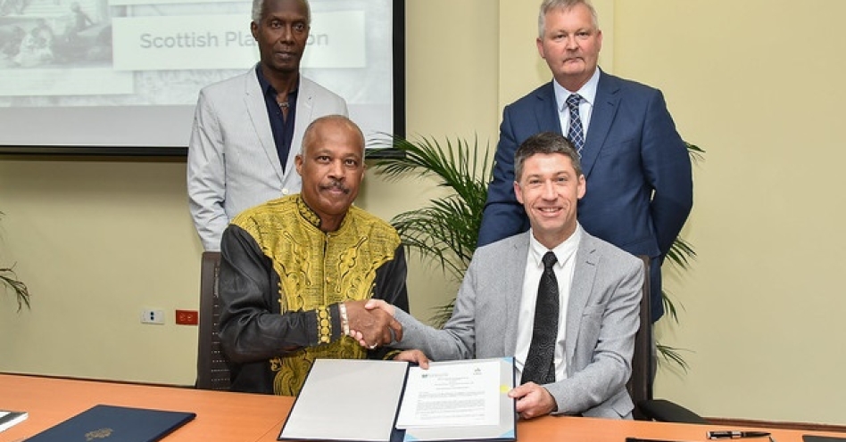A historic Memorandum of Understanding (MoU) has been signed by the Vice-Chancellor of The University of the West Indies (UWI), Professor Sir Hilary Beckles (left) and Dr David Duncan, University of Glasgow’s chief operating officer